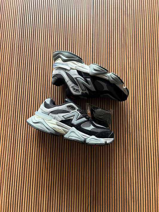 New balance.9060