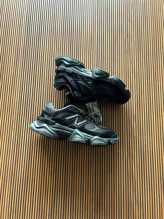 New balance.9060