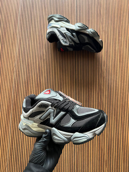 New balance.9060