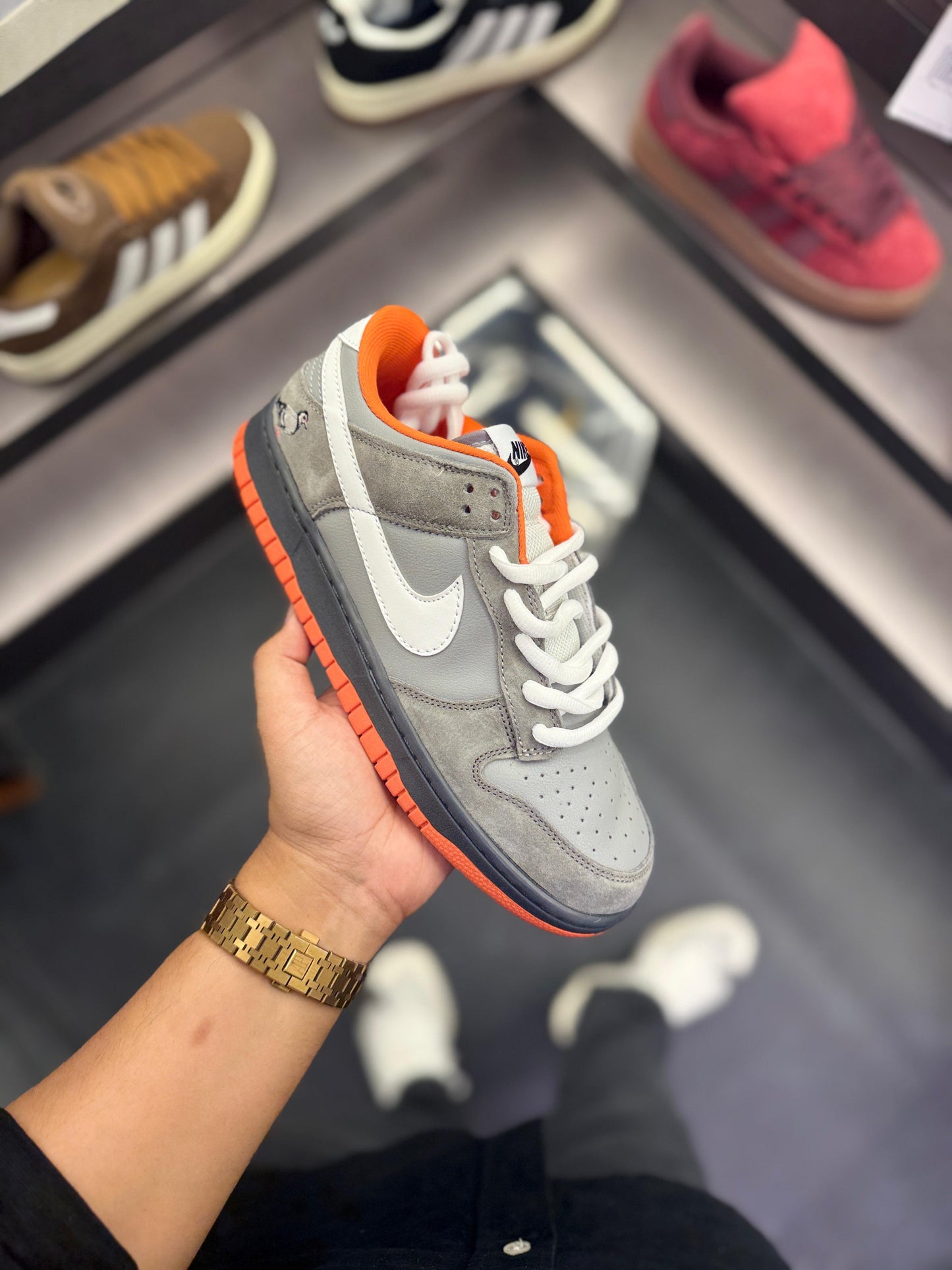 NIKE SB DUNK NYC PIGEON GREY