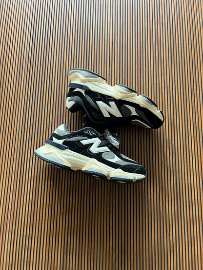 New balance.9060